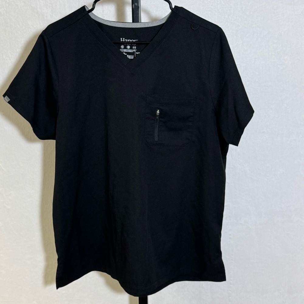 Hanes Men's Black XL V-Neck Short Sleeve Tee with Zip Pocket